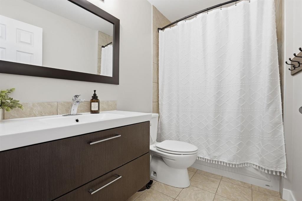 312 Penworth Way Se, Calgary, AB