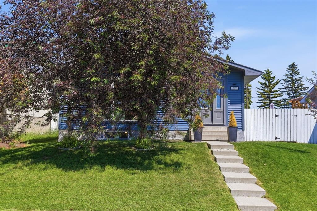 312 Penworth Way Se, Calgary, AB