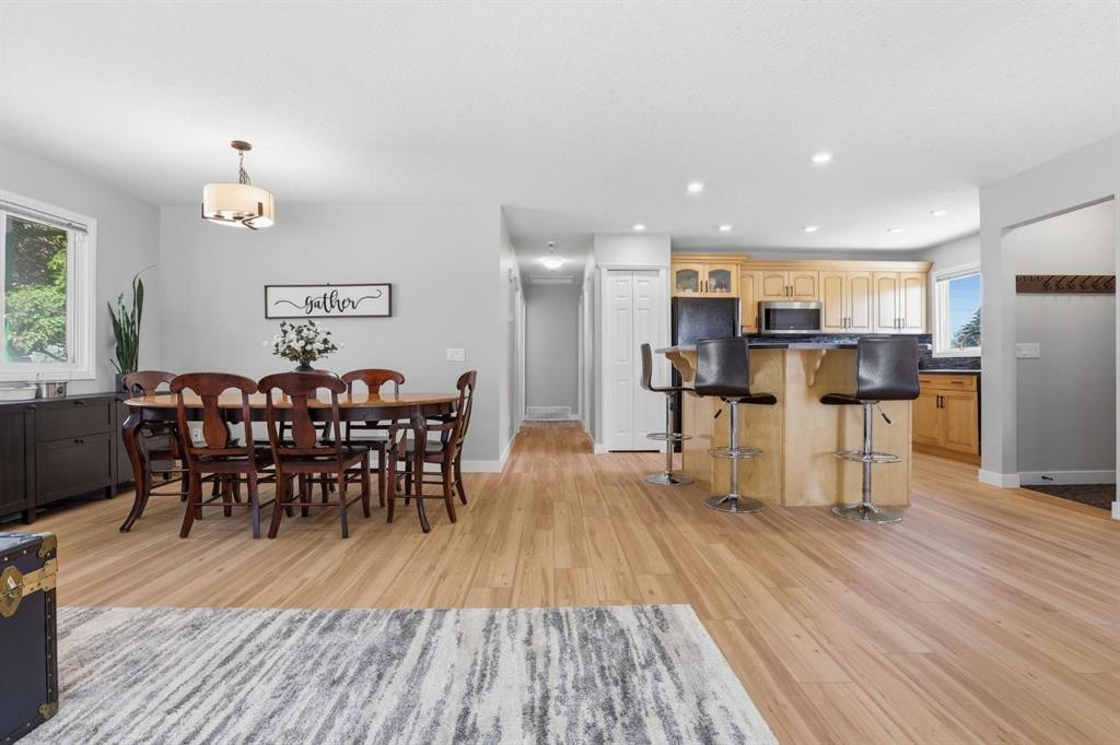 312 Penworth Way Se, Calgary, AB