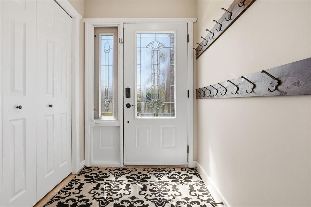 312 Penworth Way Se, Calgary, AB