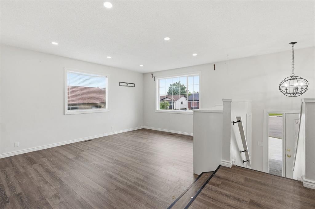 28 Fallingworth Court Ne, Calgary, AB