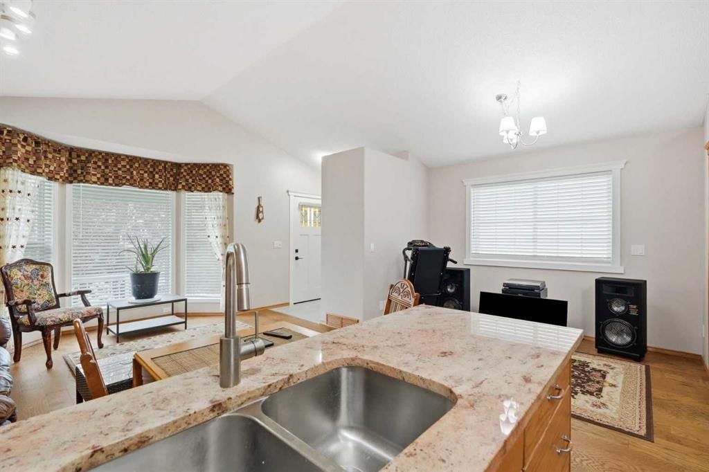 110 Bridlewood Avenue Sw, Calgary, AB