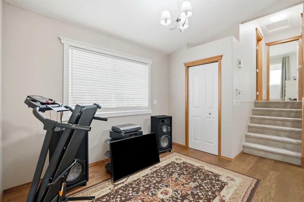 110 Bridlewood Avenue Sw, Calgary, AB