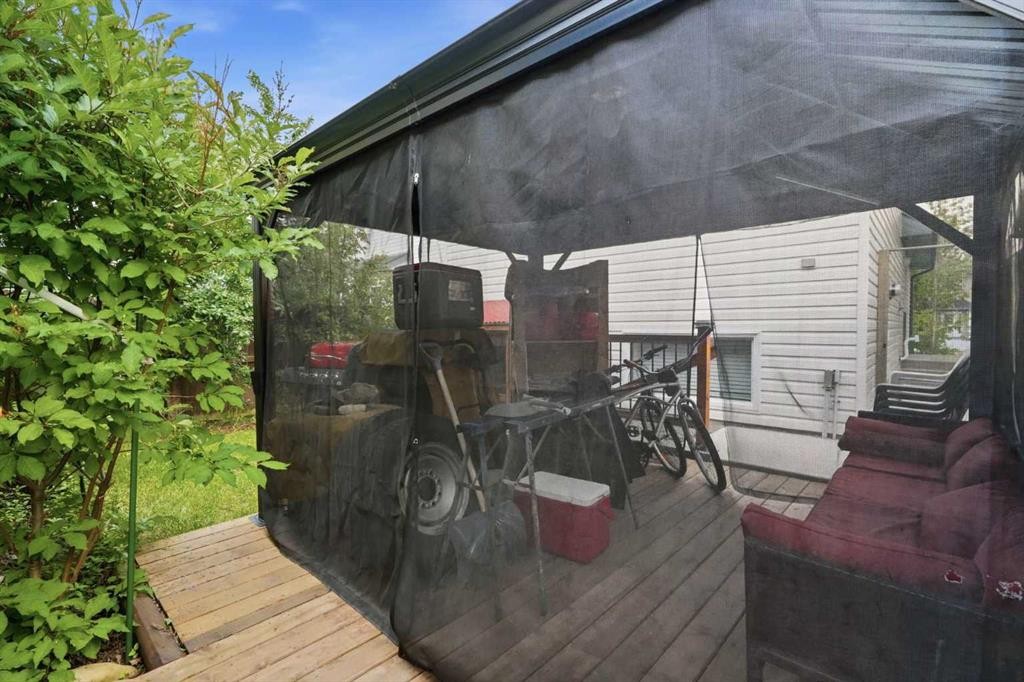 110 Bridlewood Avenue Sw, Calgary, AB