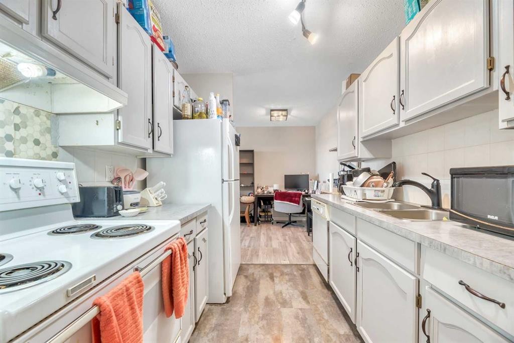 809-8948 Elbow Drive Sw, Calgary, AB