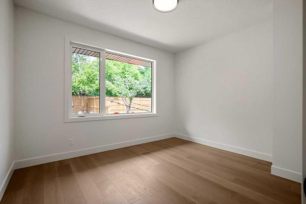 710 Bridge Crescent Ne, Calgary, AB