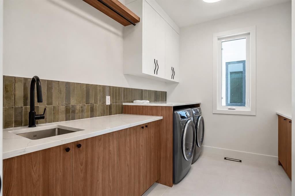 710 Bridge Crescent Ne, Calgary, AB