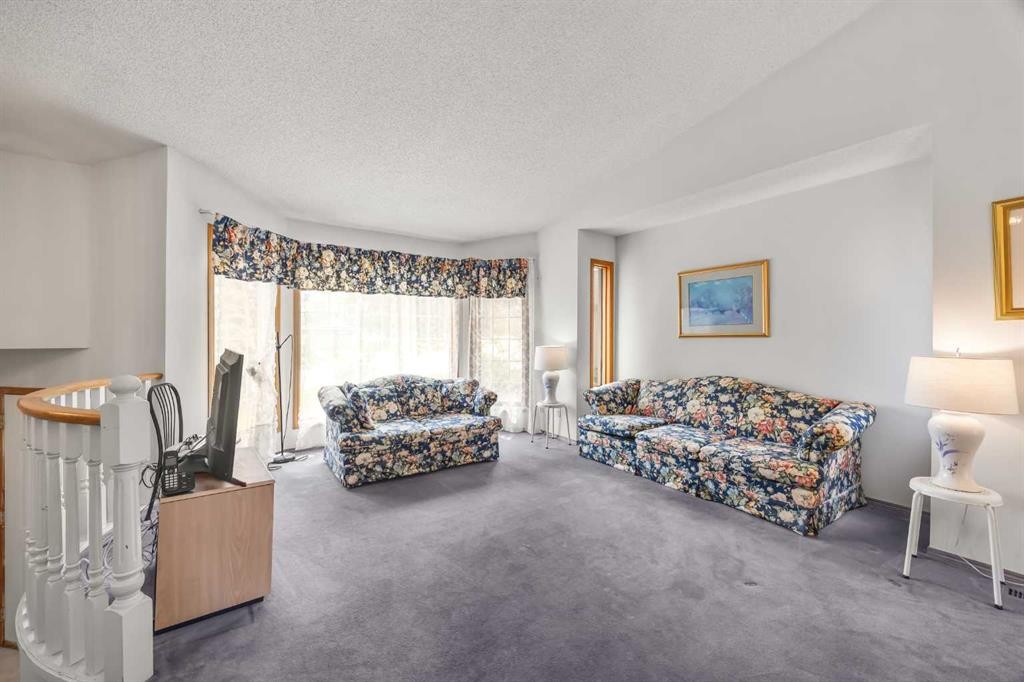 28 Harvest Oak Drive Ne, Calgary, AB - Indoor