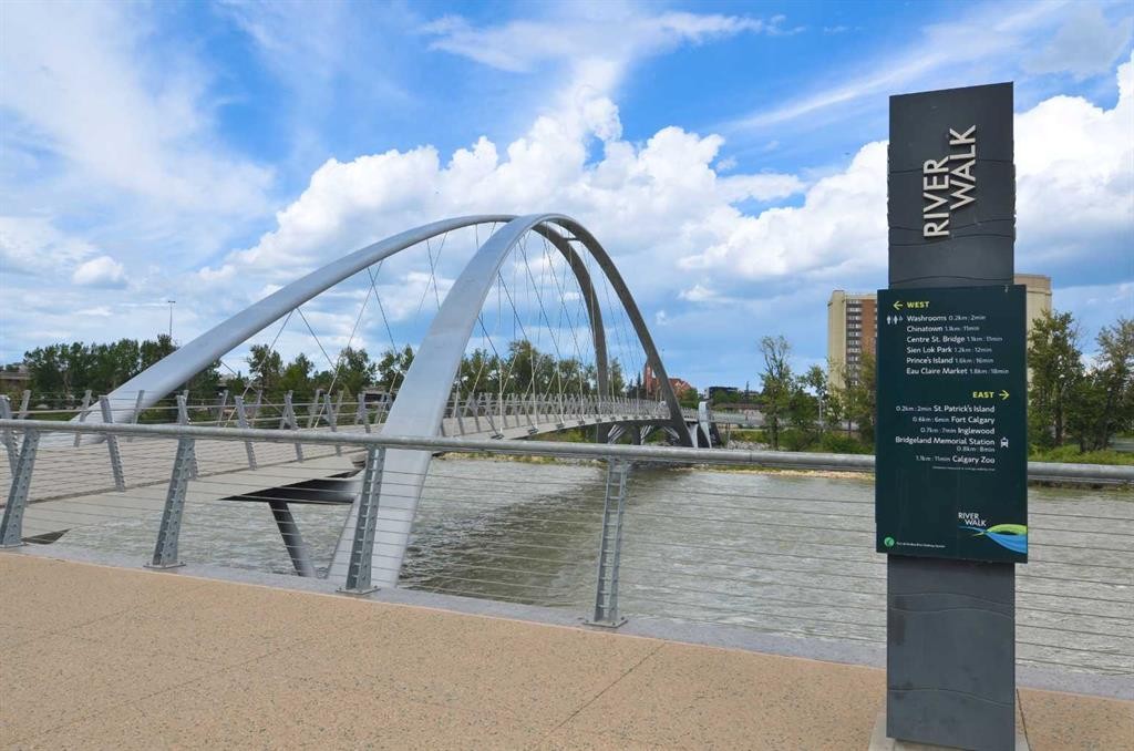 609-221 6 Avenue Se, Calgary, AB - Outdoor With Body Of Water With View