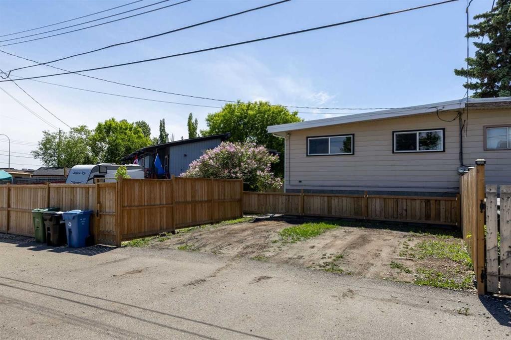 8A Arlington Bay Se, Calgary, AB