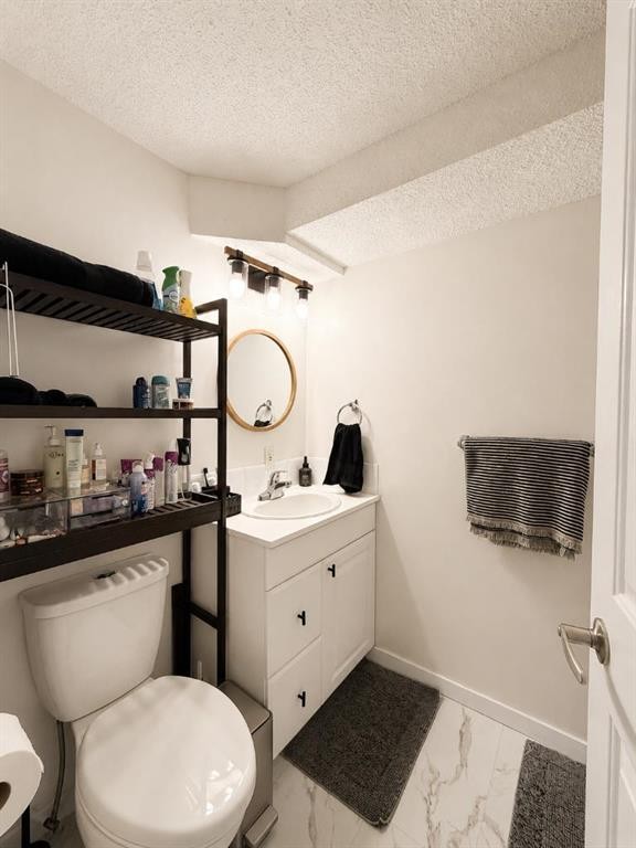 2119 23 Ave Close, Bowden, AB