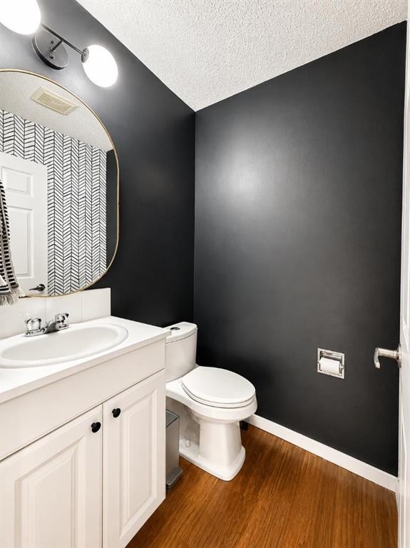 2119 23 Ave Close, Bowden, AB