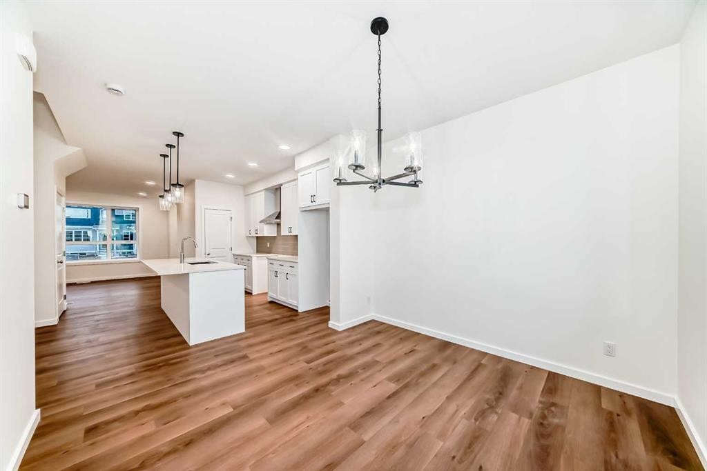 12 Savanna Place Ne, Calgary, AB - Indoor Photo Showing Kitchen