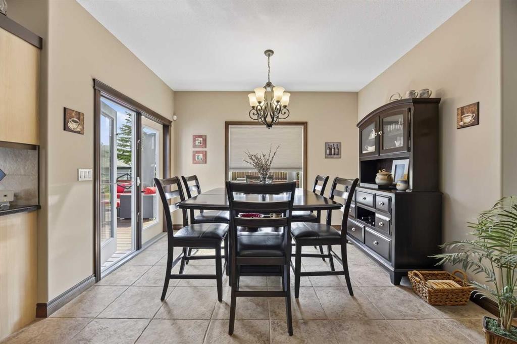 9 Vantage Crescent, Olds, AB
