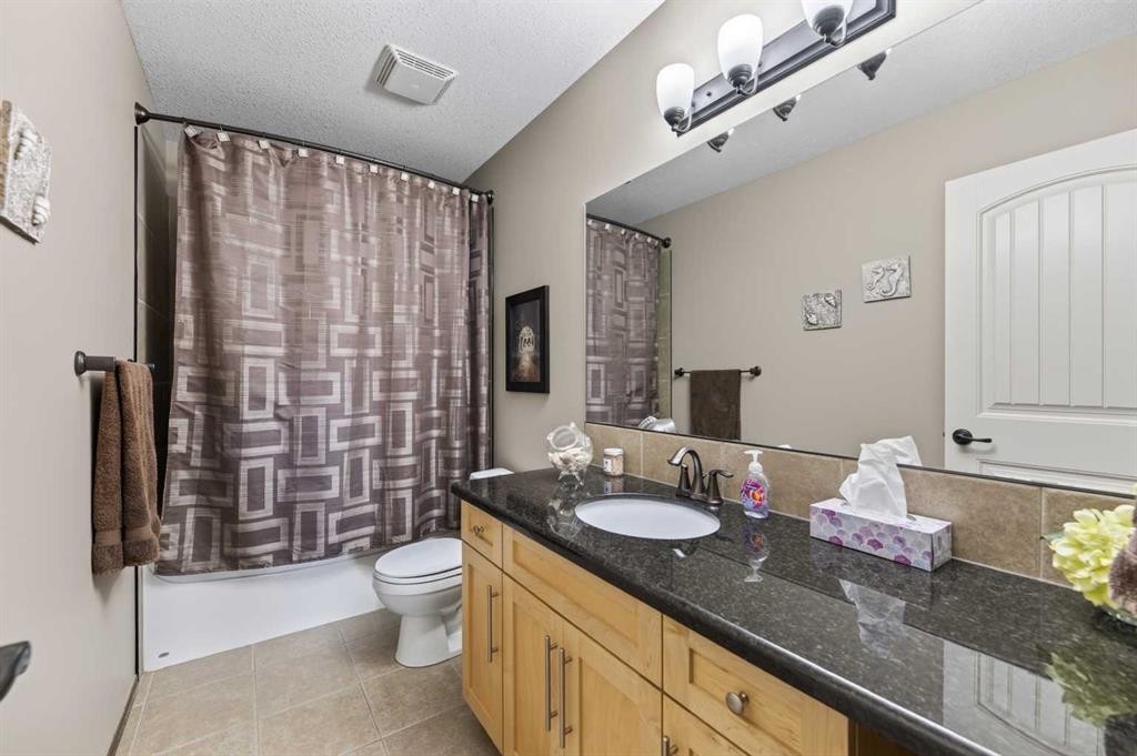 9 Vantage Crescent, Olds, AB