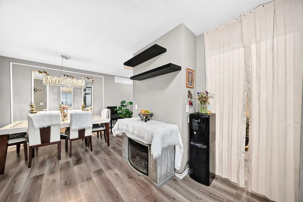 553 Macewan Drive Nw, Calgary, AB