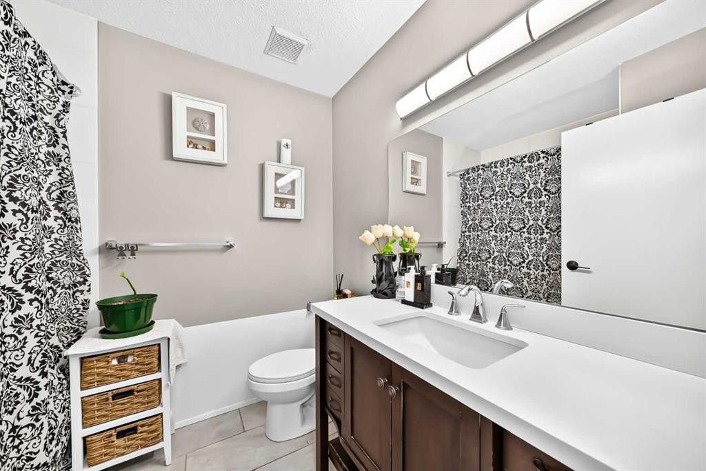 553 Macewan Drive Nw, Calgary, AB