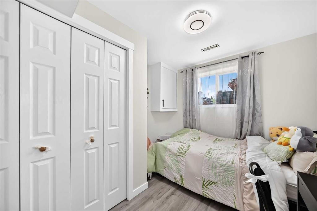 553 Macewan Drive Nw, Calgary, AB