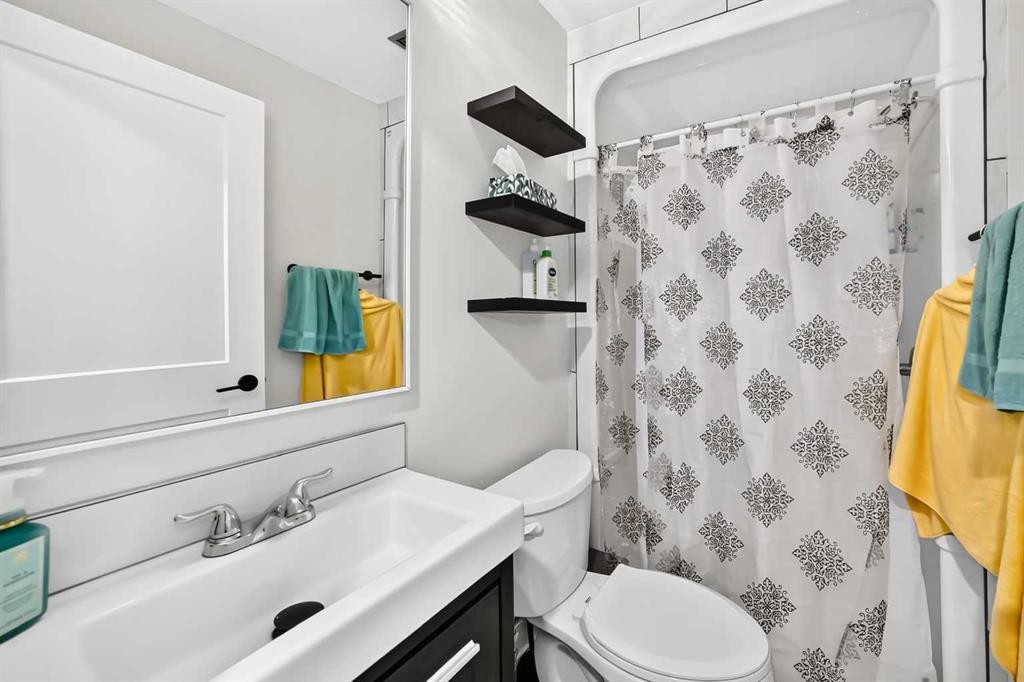 553 Macewan Drive Nw, Calgary, AB