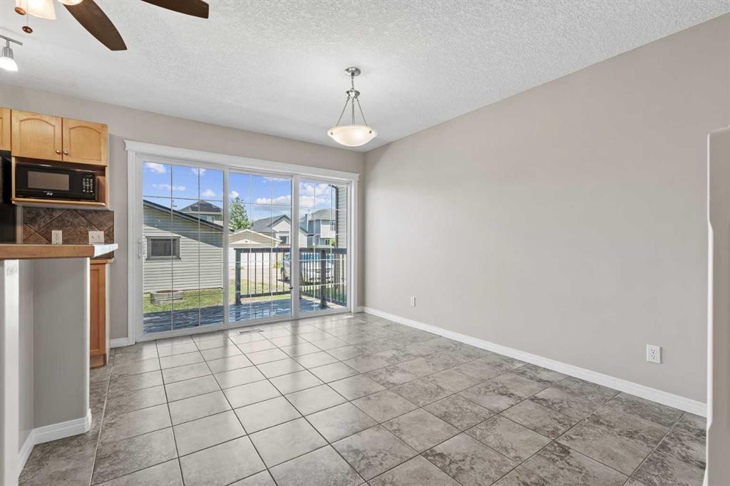 28 Saddlebrook Gardens Ne, Calgary, AB - Indoor