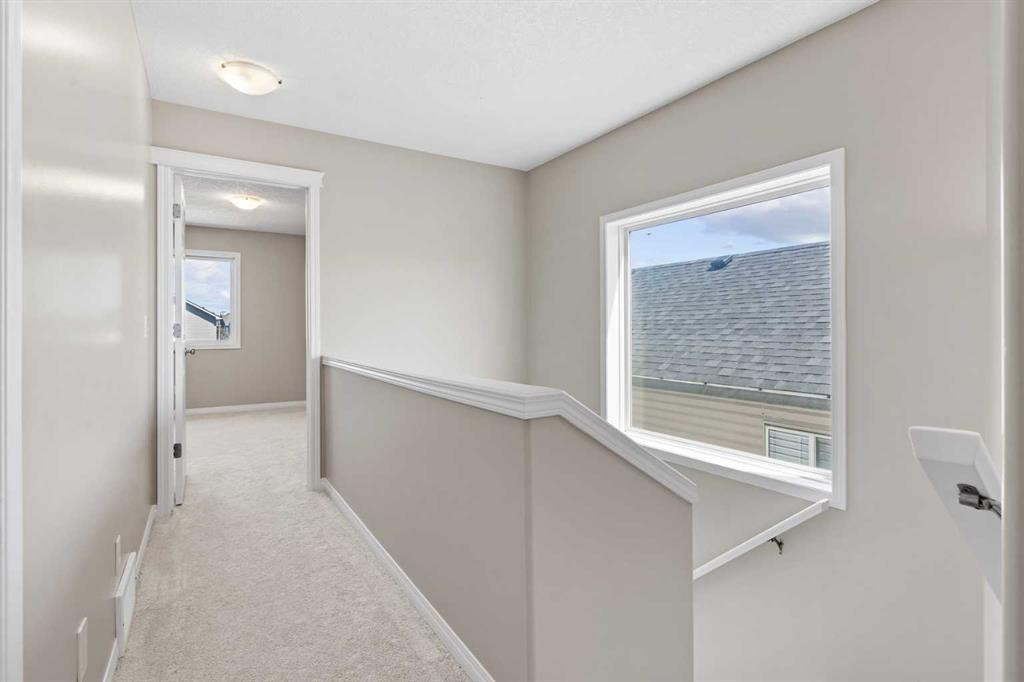 28 Saddlebrook Gardens Ne, Calgary, AB - Indoor Photo Showing Other Room