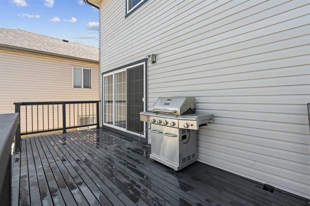 28 Saddlebrook Gardens Ne, Calgary, AB - Outdoor With Deck Patio Veranda With Exterior