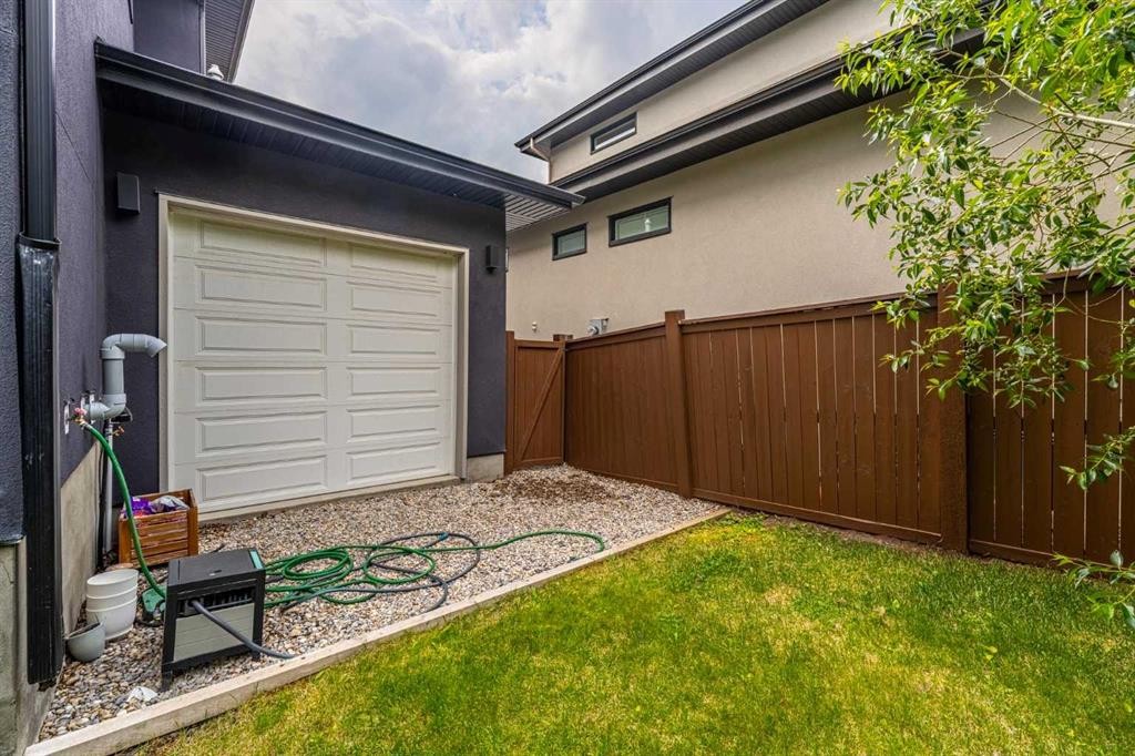 3 Wexford Bay Sw, Calgary, AB