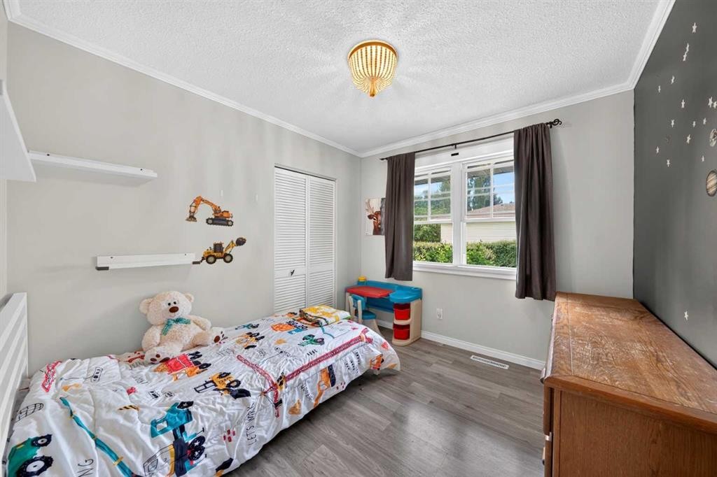 4819 Vanguard Road Nw, Calgary, AB