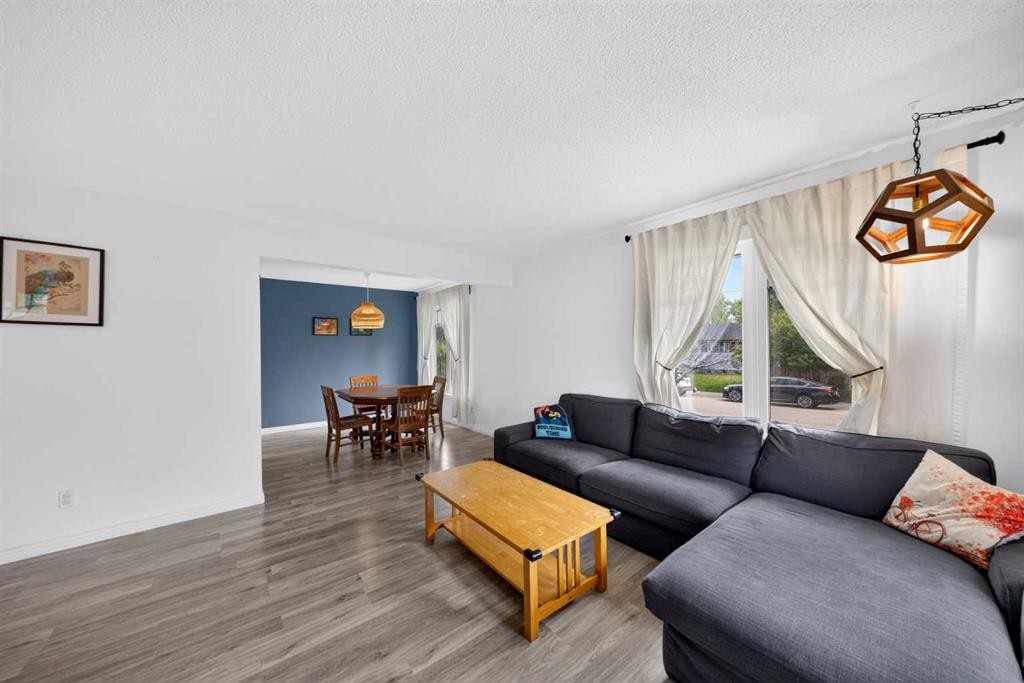 4819 Vanguard Road Nw, Calgary, AB