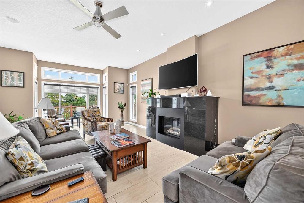 116 Bridle Estates Road Sw, Calgary, AB