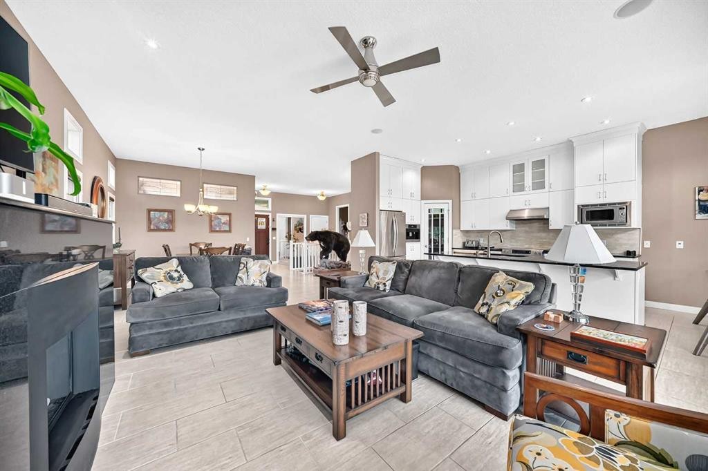 116 Bridle Estates Road Sw, Calgary, AB