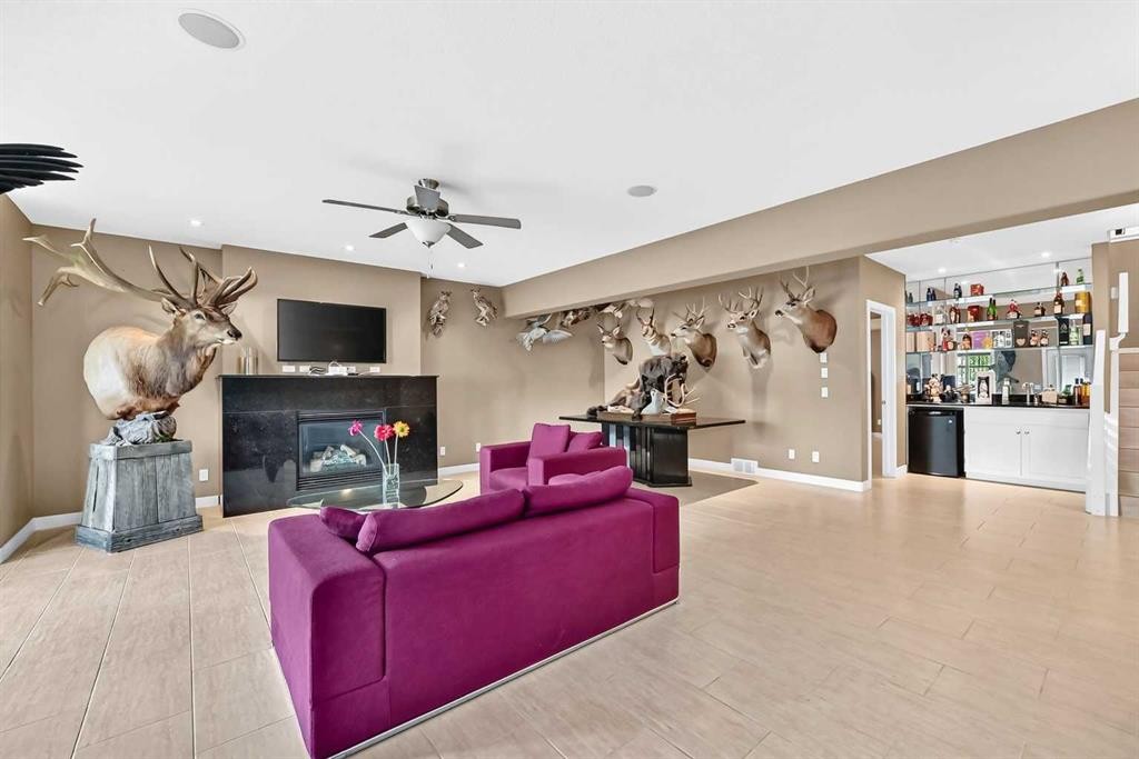 116 Bridle Estates Road Sw, Calgary, AB