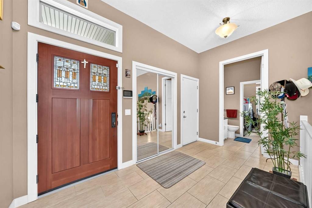 116 Bridle Estates Road Sw, Calgary, AB