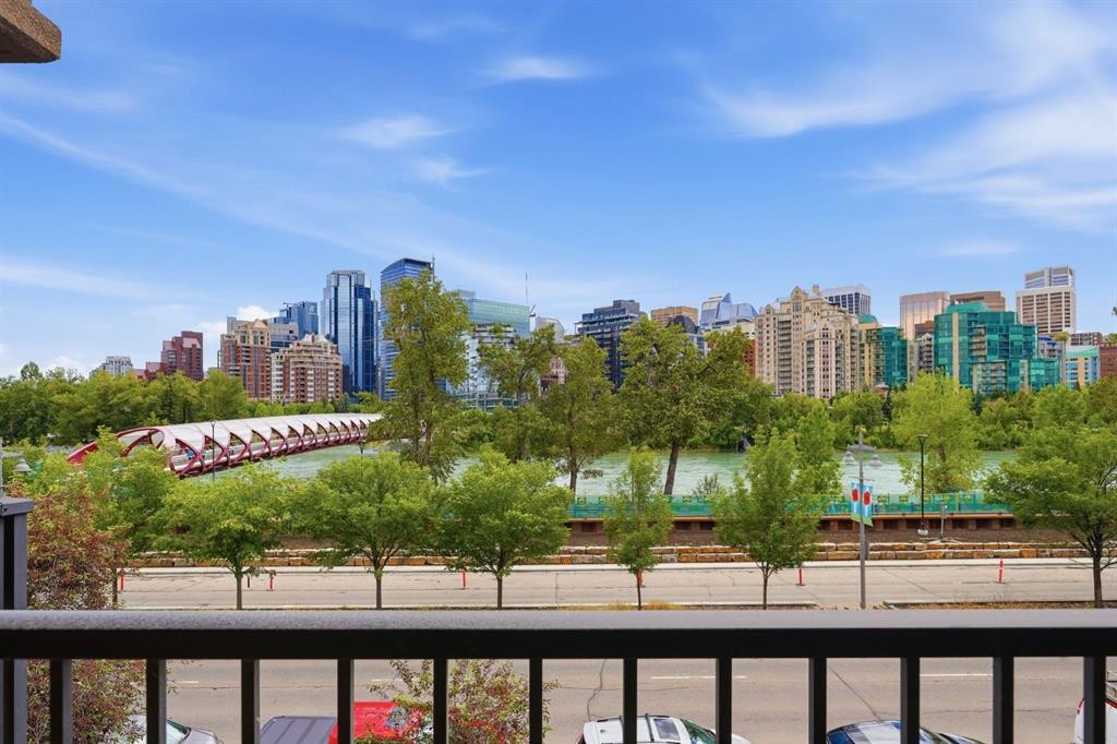 403-916 Memorial Drive Nw, Calgary, AB - Outdoor