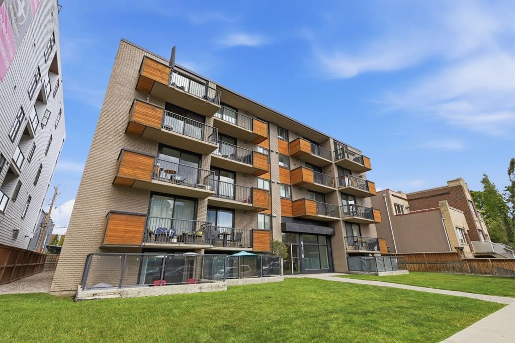 403-916 Memorial Drive Nw, Calgary, AB - Outdoor