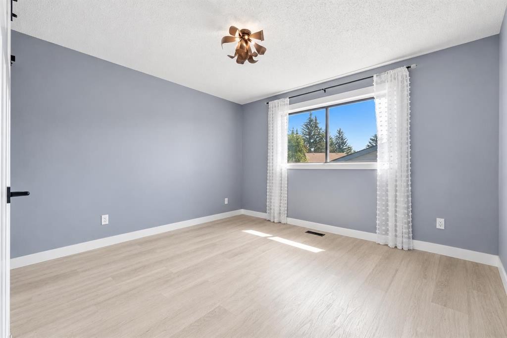 55 Sunbank Road Se, Calgary, AB