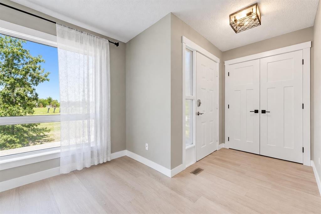 55 Sunbank Road Se, Calgary, AB