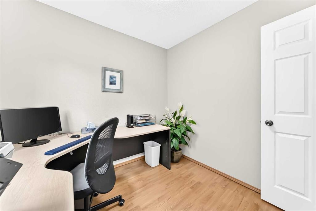 383 Edgebrook Rise Nw, Calgary, AB