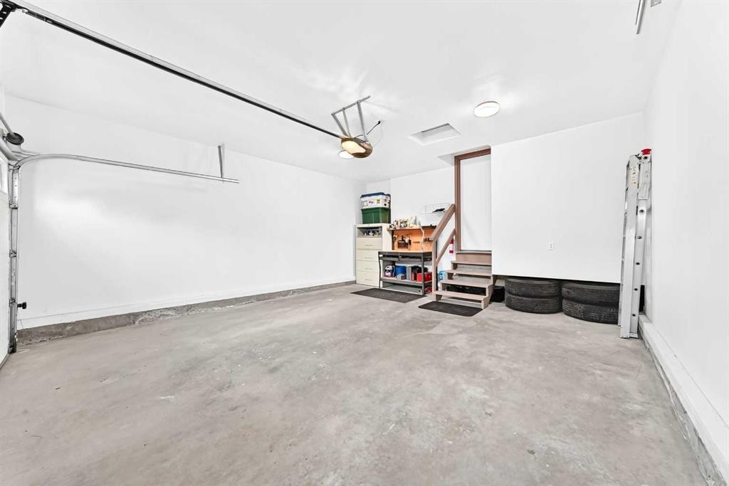 383 Edgebrook Rise Nw, Calgary, AB