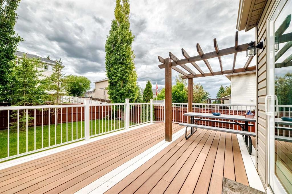383 Edgebrook Rise Nw, Calgary, AB