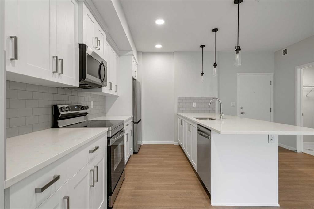 1311-42 Cranbrook Gardens Se, Calgary, AB