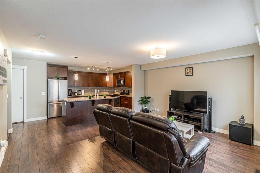535 Redstone View Ne, Calgary, AB