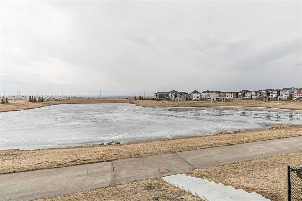 535 Redstone View Ne, Calgary, AB