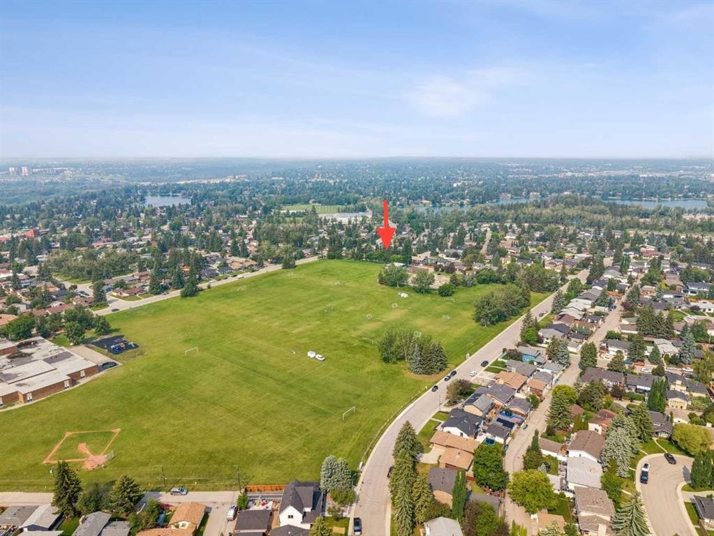 856 Lake Twintree Crescent Se, Calgary, AB