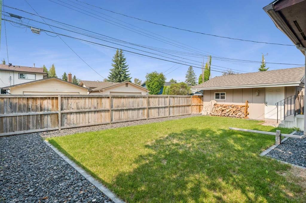 856 Lake Twintree Crescent Se, Calgary, AB