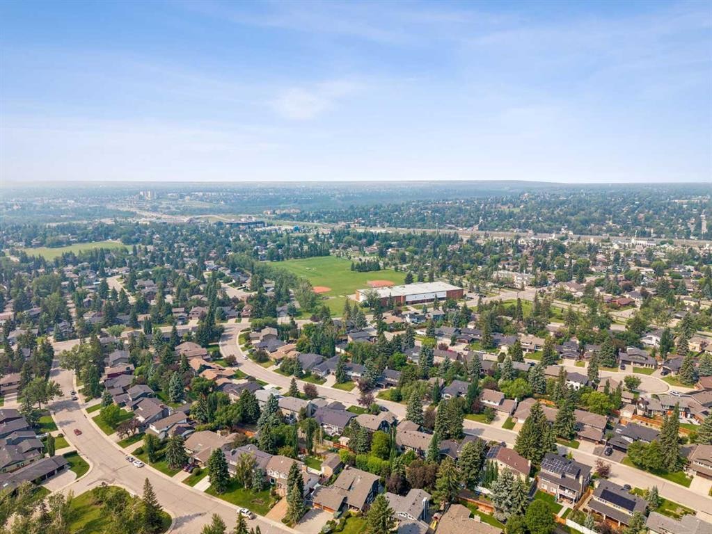 856 Lake Twintree Crescent Se, Calgary, AB