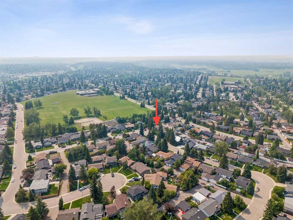 856 Lake Twintree Crescent Se, Calgary, AB