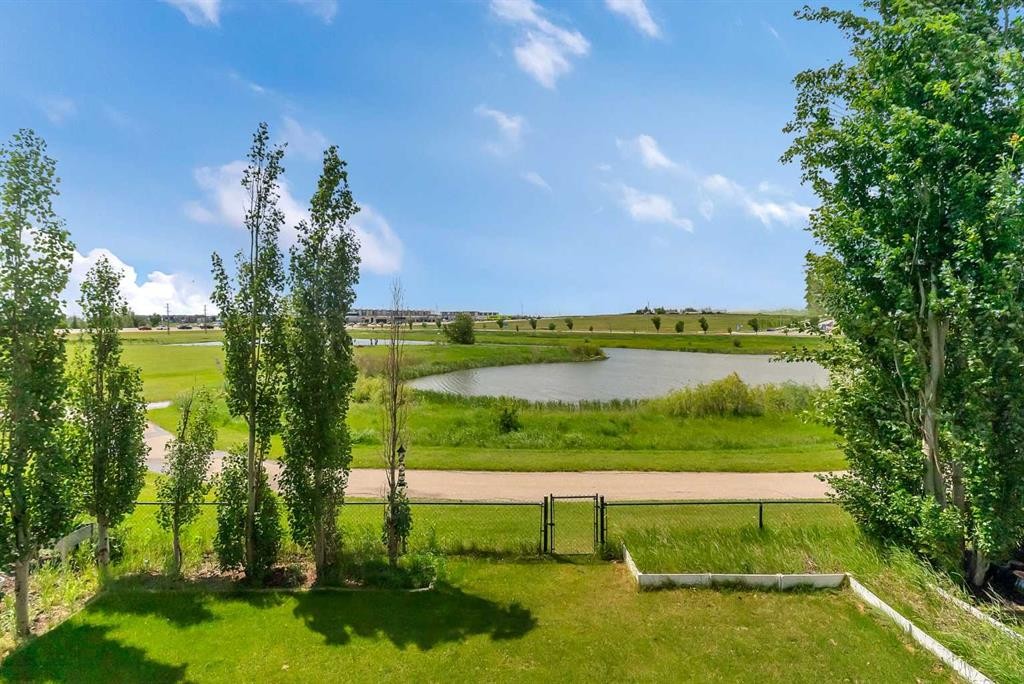 212 Springmere Road, Chestermere, AB