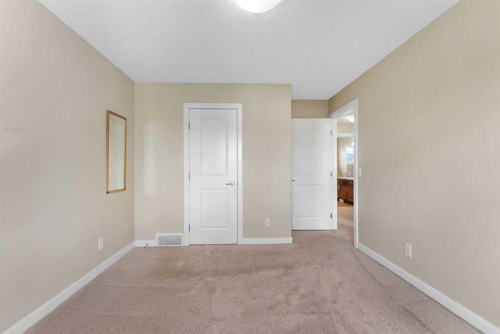 212 Springmere Road, Chestermere, AB