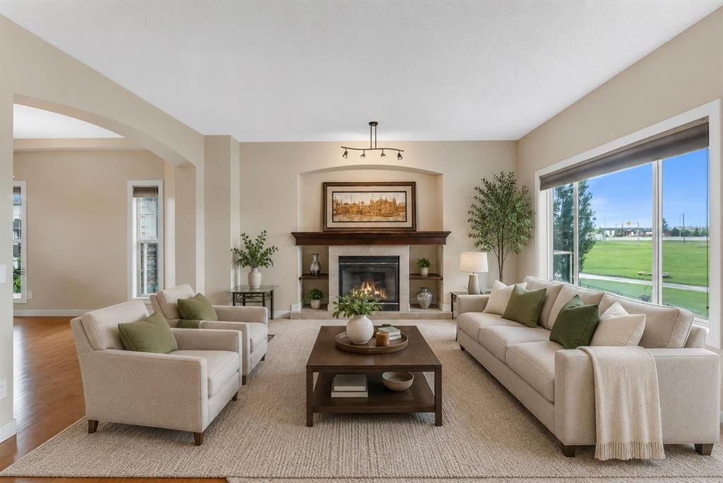 212 Springmere Road, Chestermere, AB
